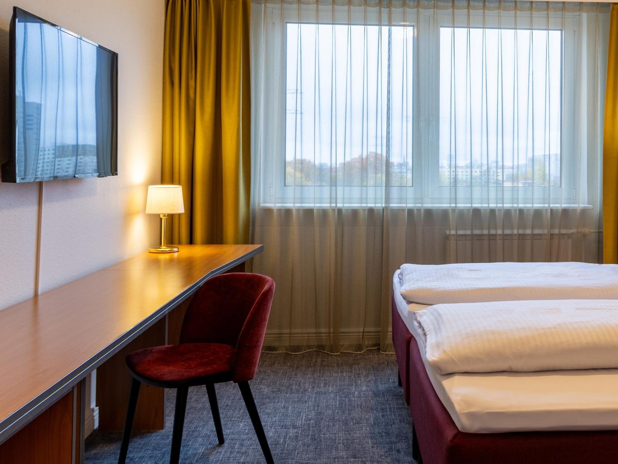 Good Morning + East 3* Berlim